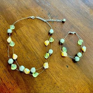 Simple and elegant necklace and bracelet set.